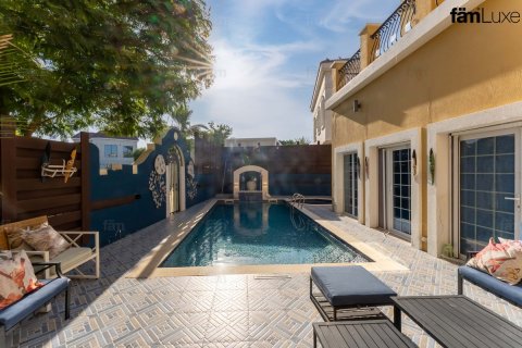 Vila v Dubai, SAE 4 spálne, 569.5 m2 č. 715417 - Fotografia 30