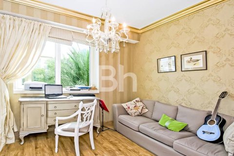 Lägenhet till försäljning i Dubai Marina, Dubai, UAE 4 sovrum, 240 kvm Nr. 643637 - fotografi 7