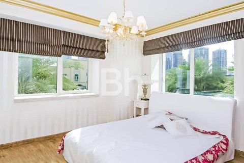 Lägenhet till försäljning i Dubai Marina, Dubai, UAE 4 sovrum, 240 kvm Nr. 643637 - fotografi 5