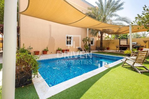 Villa zur Miete in The Villa, Dubai, VAE 5 Schlafzimmer, 408.77 m2 Nr. 746433 - Foto 15