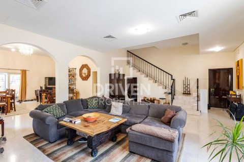 Villa zur Miete in The Villa, Dubai, VAE 5 Schlafzimmer, 408.77 m2 Nr. 746433 - Foto 3