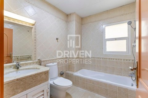 Villa in affitto a Al Barsha, Dubai, EAU 6 camere da letto, 1393.55 mq. № 746432 - foto 28