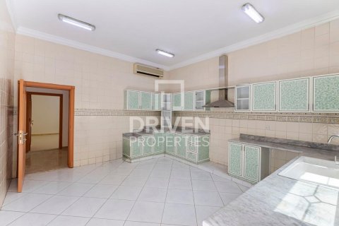 Villa in affitto a Al Barsha, Dubai, EAU 6 camere da letto, 1393.55 mq. № 746432 - foto 15