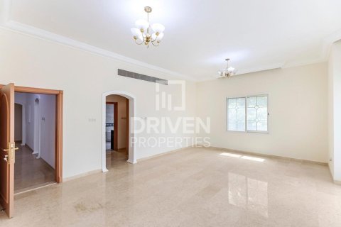 Villa in affitto a Al Barsha, Dubai, EAU 6 camere da letto, 1393.55 mq. № 746432 - foto 7