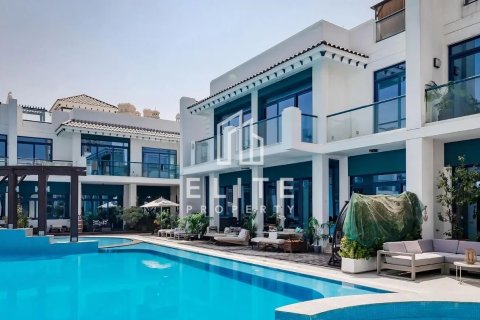 Vilë në Palm Jumeirah, Dubai, Emiratet e Bashkuara Arabe 4 dhoma gjumi, 357 m2. № 736463 - Foto 12