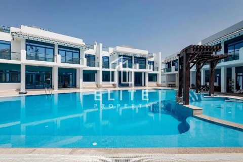 Vilë në Palm Jumeirah, Dubai, Emiratet e Bashkuara Arabe 4 dhoma gjumi, 357 m2. № 736463 - Foto 7