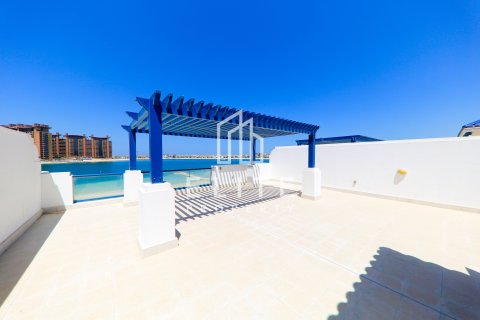 Vilë në Palm Jumeirah, Dubai, Emiratet e Bashkuara Arabe 5 dhoma gjumi, 325 m2. № 736464 - Foto 3
