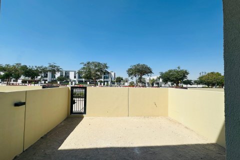 Radový dom v Dubai Land, Dubai, SAE 2 spálne, 162 m2 č. 699333 - Fotografia 9