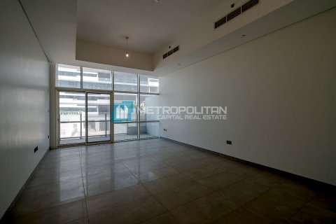 شقة للبيع في Al Raha Beach، أبو ظبي، الإمارات العربية المتحدة 3 غرفة نوم ، 187.6 متر مربع ، رقم 699384 - صورة 2