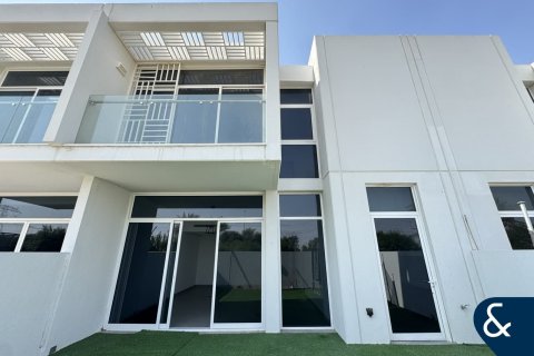 Vila u gradu Mudon, Dubai, UAE 3 spavaće sobe, 184 m2 Br. 667937 - Slika 1