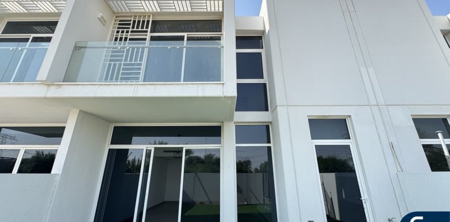 Villa sa Mudon, Dubai, UAE 3 silid-tulugan, 184 sq.m. № 667937