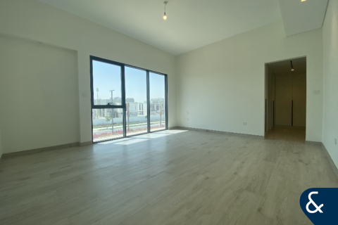 Huvila Al Furjan, Dubai, Arabiemiraatit 4 makuuhuonetta, 567 m2 № 667927 - kuva 11