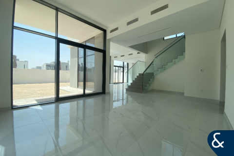 Huvila Al Furjan, Dubai, Arabiemiraatit 4 makuuhuonetta, 567 m2 № 667927 - kuva 4
