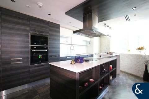 Apartman u gradu Jumeirah Lake Towers, Dubai, UAE 2 spavaće sobe, 160 m2 Br. 667924 - Slika 16