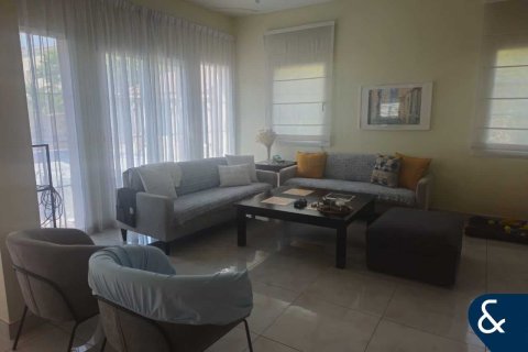 Jumeirah Village Triangle, Dubai, UAE의 임대용 빌라 침실 3개, 250제곱미터 번호 667926 - 사진 6