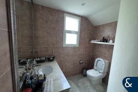 Jumeirah Village Triangle, Dubai, UAE의 임대용 빌라 침실 3개, 250제곱미터 번호 667926 - 사진 26