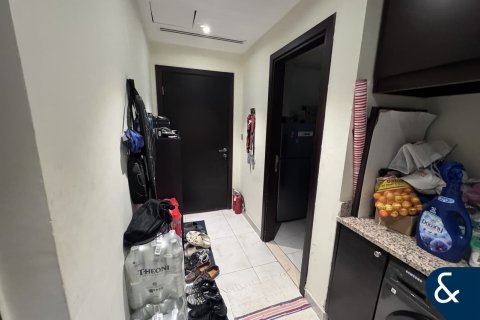 Jumeirah Village Triangle, Dubai, UAE의 임대용 빌라 침실 3개, 250제곱미터 번호 667926 - 사진 27