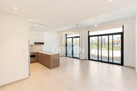 Townhouse in Mudon, Dubai, UAE 3 bedrooms, 239 sq.m. № 684622 - photo 4