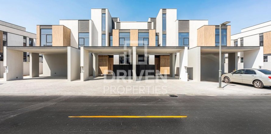 Townhouse in Mudon, Dubai, UAE 3 bedrooms, 239 sq.m. № 684622