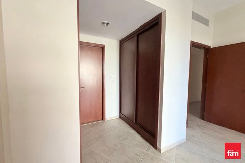 Apartmen di Motor City, Dubai, UAE 3 bilik tidur, 199.1 meter persegi № 709814 - foto 4