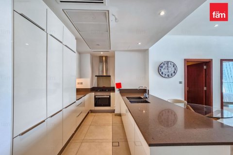 Apartmen di Dubai Marina, UAE 1 bilik tidur, 76.9 meter persegi № 678203 - foto 14