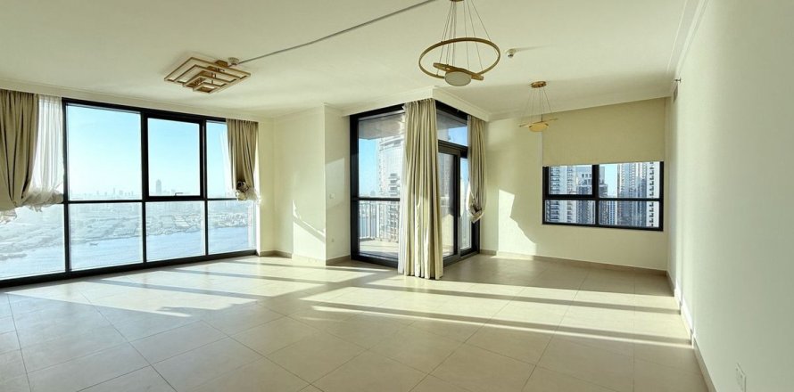 Apartment in Dubai, UAE 2 bedrooms, 151.5 sq.m. № 719929