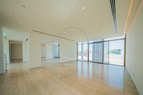 Appartement à louer à Abu Dhabi, EAU 5 chambres, 1290 m2 № 700617 - photo 18