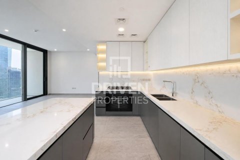 Apartman u Business Bay, Dubai, UAE 3 spavaćih soba, 179.95 m2 Br. 754238 - fotografija 17