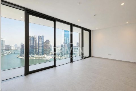 Apartman u Business Bay, Dubai, UAE 3 spavaćih soba, 179.95 m2 Br. 754238 - fotografija 2