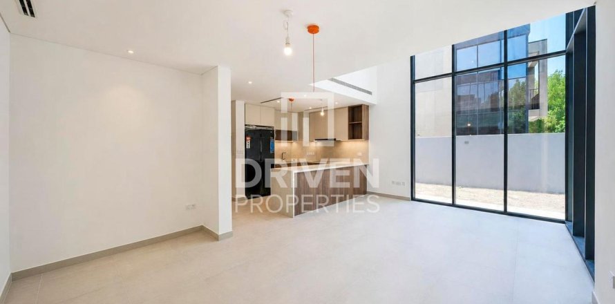 Városi lakóépület itt: Mudon, Dubai, EAE, 4 hálószoba, 263.57 m², azonosító: 754239