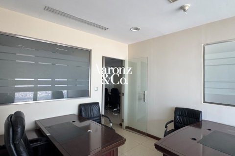 Office in Business Bay, Dubai, UAE 78 sq.m. № 715739 - photo 2