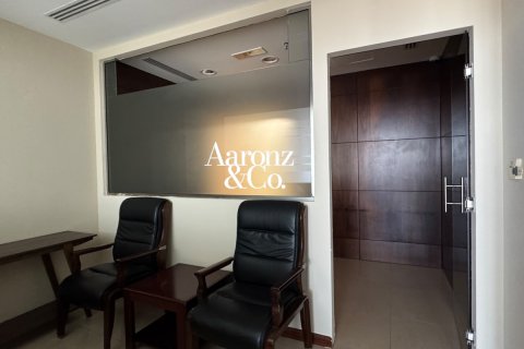Office in Business Bay, Dubai, UAE 78 sq.m. № 715739 - photo 7