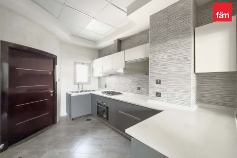 Řadový dům v Al Furjan, Dubai, SAE 4 ložnice, 225.4 m² Č.: 629457 - fotografie 3