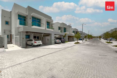 Řadový dům v Al Furjan, Dubai, SAE 4 ložnice, 225.4 m² Č.: 629457 - fotografie 20