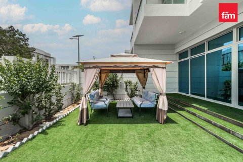 Řadový dům v Al Furjan, Dubai, SAE 4 ložnice, 225.4 m² Č.: 629457 - fotografie 21