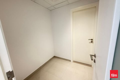 Apartment in Dubai, UAE 3 bedrooms, 175.5 sq.m. № 629462 - photo 11