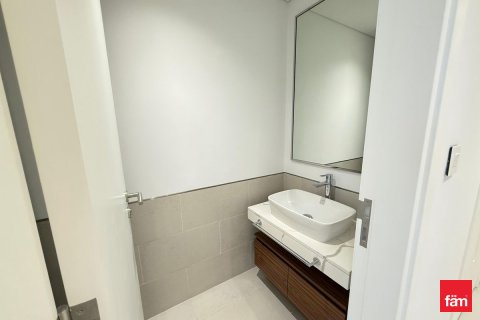 Apartment in Dubai, UAE 3 bedrooms, 175.5 sq.m. № 629462 - photo 24