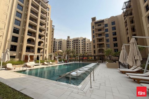 Apartment in Dubai, UAE 3 bedrooms, 175.5 sq.m. № 629462 - photo 28