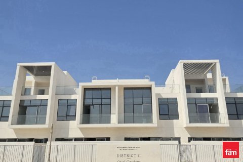 Villa til leje i Dubai, UAE 4 soveværelser, 330.9 kvm № 760292 - foto 10