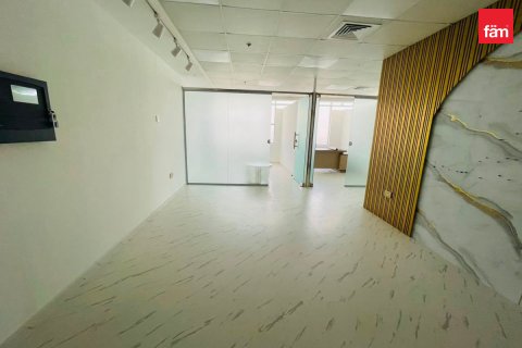Escritório para arrendamento em Dubai, EAU 157.1 m2 № 760290 - foto 9