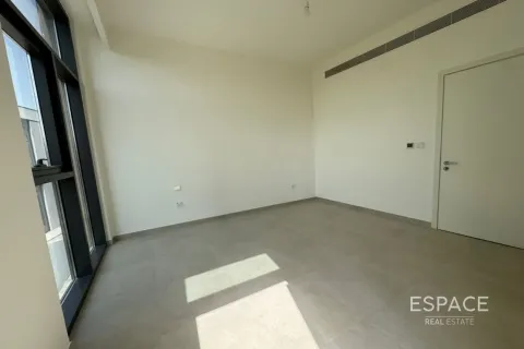 Villa til leie i Mudon, Dubai, Emiratene 4 soverom, 277 kvm Nr. 650173 - Foto 9