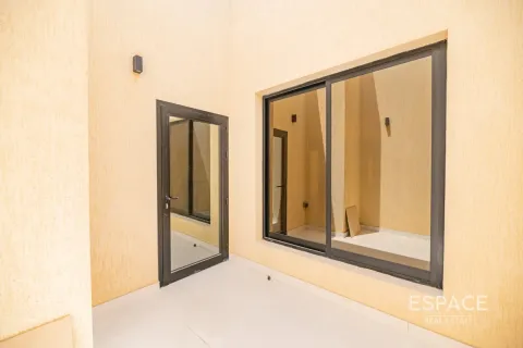 Városi lakóépület itt: Al Furjan, Dubai, EAE, 3 hálószoba, 250 m², azonosító: 650176 - fénykép 11