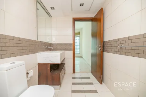 Lägenhet uthyres i Dubai Marina, Dubai, UAE 1 sovrum, 98 kvm Nr. 650175 - fotografi 12