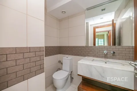 Lägenhet uthyres i Dubai Marina, Dubai, UAE 1 sovrum, 98 kvm Nr. 650175 - fotografi 9