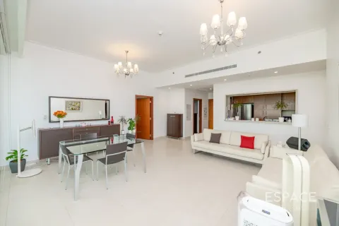 Apartman u gradu The Hills, Dubai, UAE 3 spavaće sobe, 166 m2 Br. 650174 - Slika 2