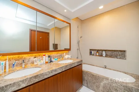 Apartman u gradu The Hills, Dubai, UAE 3 spavaće sobe, 166 m2 Br. 650174 - Slika 11