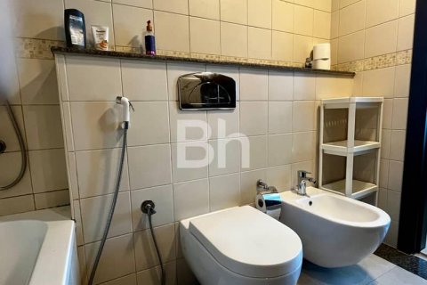 Lägenhet uthyres i Dubai Marina, Dubai, UAE 1 sovrum, 60 kvm Nr. 642966 - fotografi 10