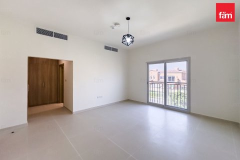 Casa urbana para arrendamento em Dubai, EAU 4 quartos, 227.1 m2 № 661734 - foto 17