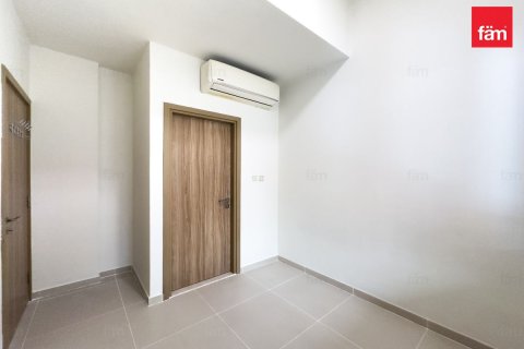 Casa urbana para arrendamento em Dubai, EAU 4 quartos, 227.1 m2 № 661734 - foto 18