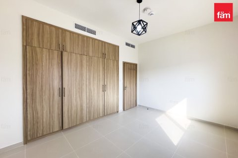 Casa urbana para arrendamento em Dubai, EAU 4 quartos, 227.1 m2 № 661734 - foto 10